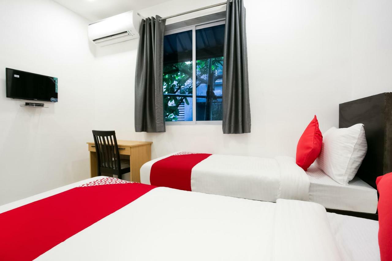 Oyo Flagship 38540 Hotel Shangrila Flagship Saver Βομβάη Εξωτερικό φωτογραφία